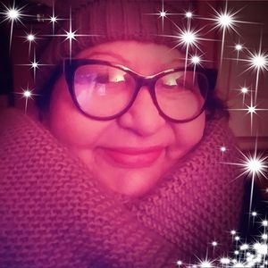 Meet your Posher, Vera